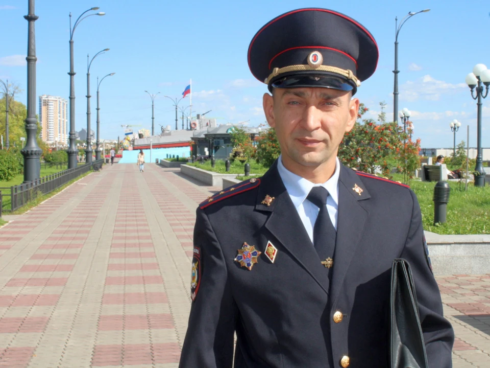 Доверие граждан - вот одно из главных достижений старшего участкового уполномоченного полиции Анатолия Шевченко. Фото: УМВД России по Амурской области