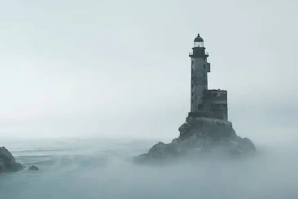 Мистически завораживающе: маяк Анива продолжает впечатлять своей красотой. Фото: стоп-кадр видео
