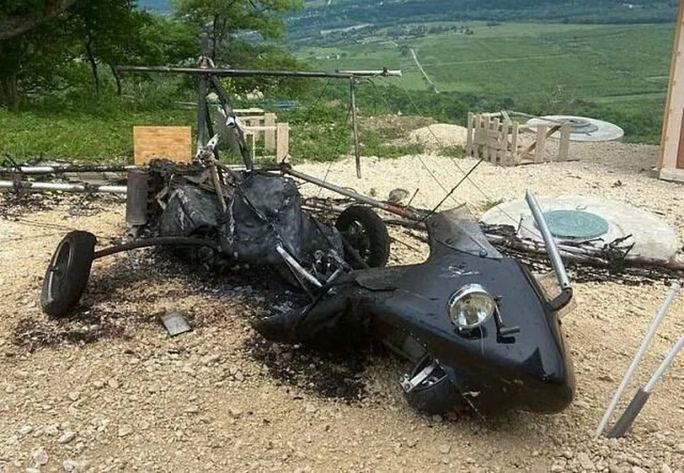 Летом этого года в Адыгее уже падал мотопланерист.