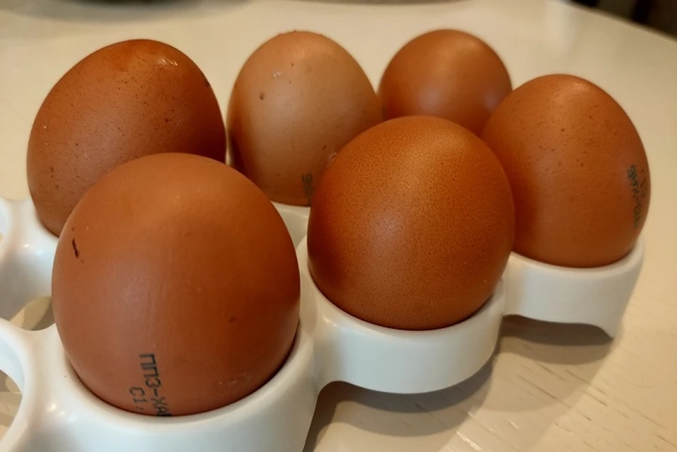 Комсомольчан призывают не паниковать, яиц хватит всем