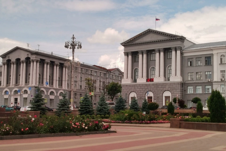 Артист исполнил песню собственного сочинения