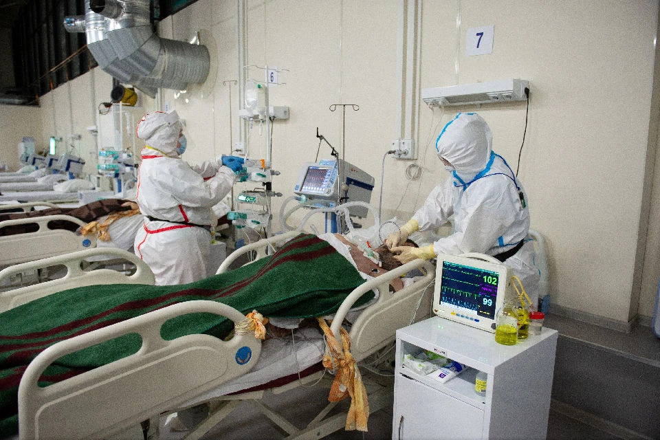 Общее число подтвержденных случаев заболевания коронавирусной инфекцией составляет 144 191.