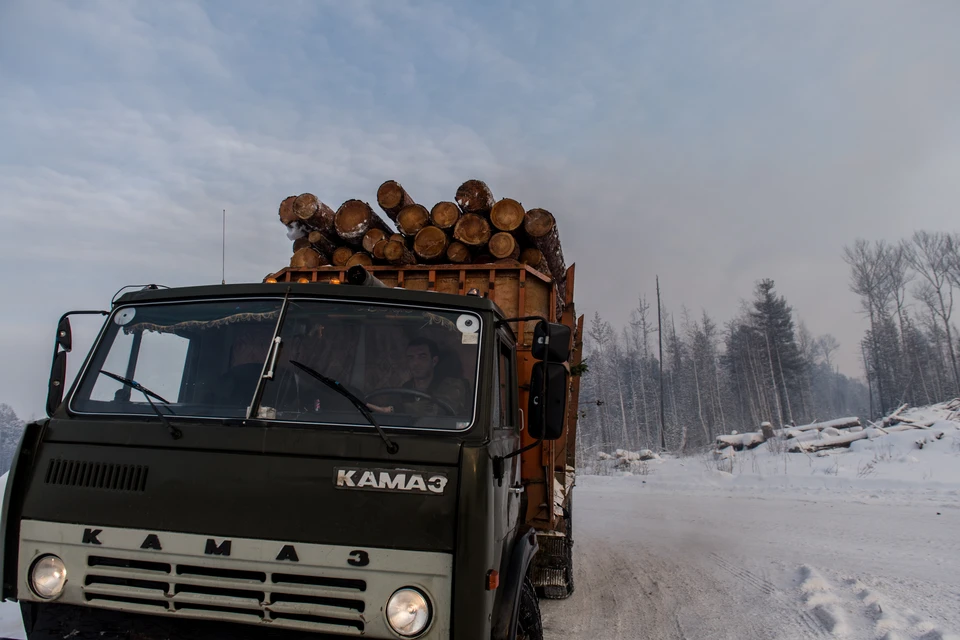 Под Колпашево в Томской области погиб человек в смертельном ДТП с КАМАЗом