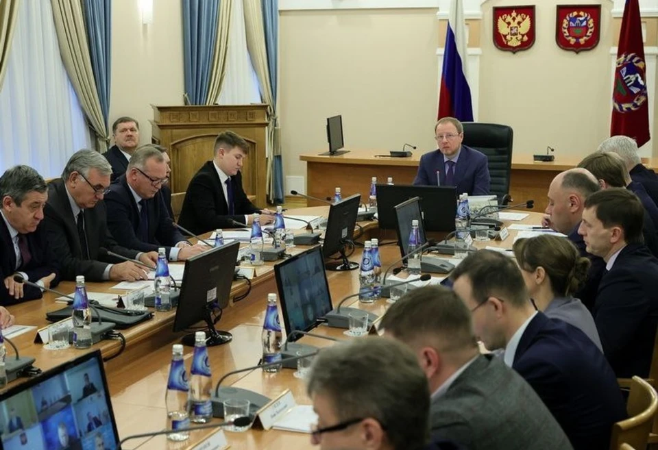 Губернатор поручил более ответственно работать над установкой причин пожаров