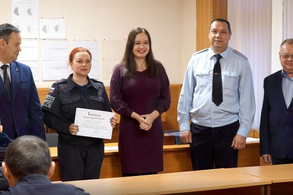 Специалистов туристической полиции города Владивостока наградили в Приморье.