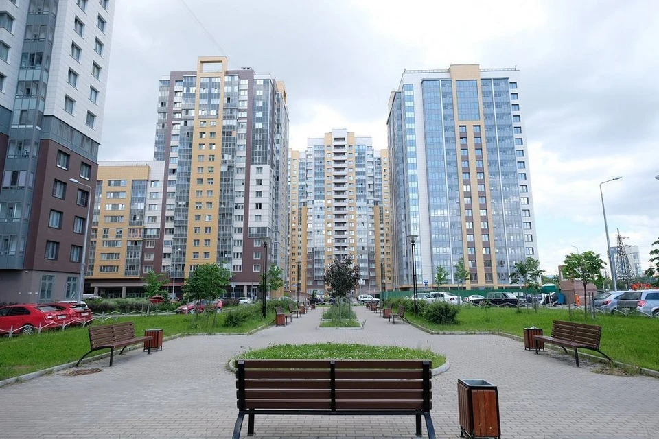 В доме на Дунайском проспекте постоянно отключают воду и отопление - KP.RU