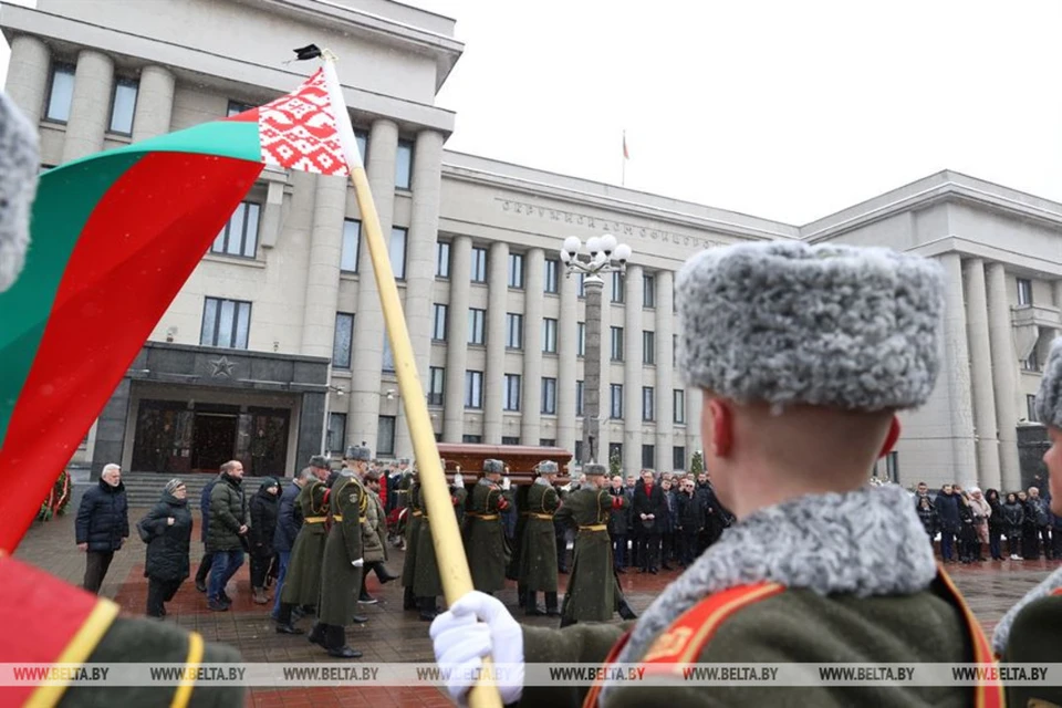 Владимира Макея 29 ноября похоронили на Восточном кладбище Минска. Фото: БелТА