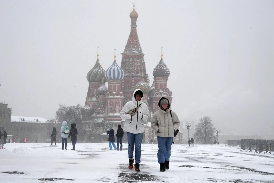 Москвичам пообещали морозы в первую неделю декабря до -15 градусов