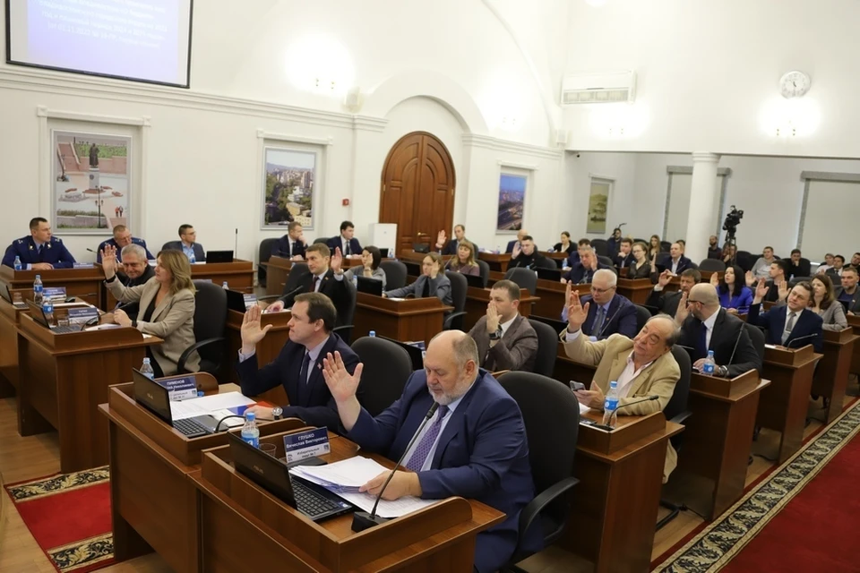 Решением Думы проект бюджета будет вынесен на публичные слушания, которые назначены на 1 декабря текущего года.