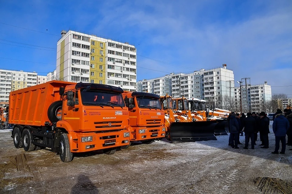 Новая снегоуборочная техника пополнила хабаровский автопарк