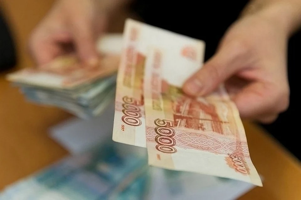 Среднемесячная номинальная заработная плата жителей Башкирии за неполный 2022 год – с января по сентябрь – сложилась в размере 48 827 рублей
