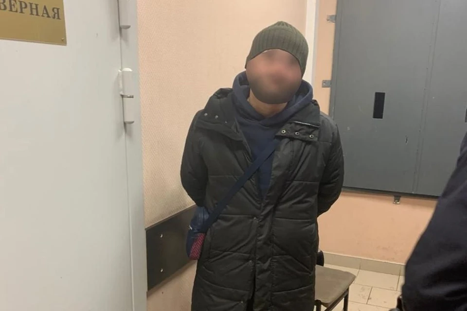 Новосибирец ударил ножом 34-летнего посетителя банка в Москве. Фото: ГУ Росгвардии по Москве