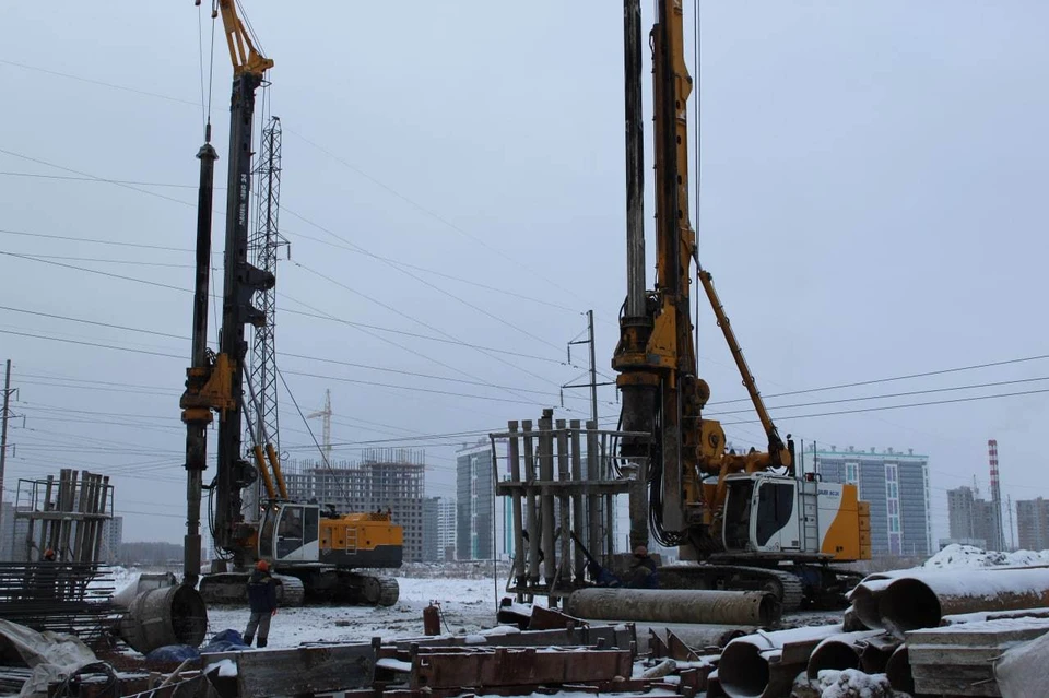 В Тюмени строят новую автомобильную развязку.