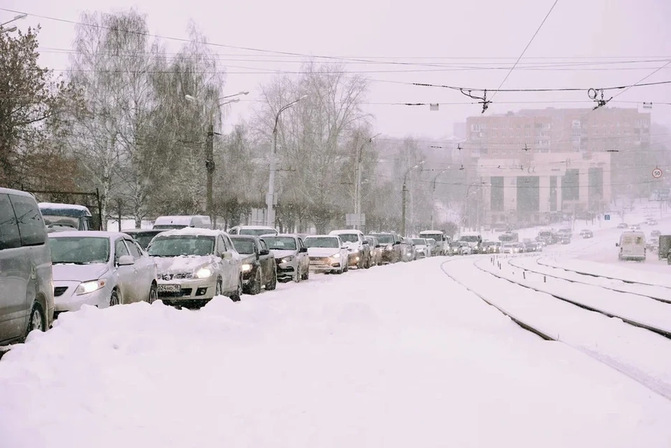 Власти попросили не мешать уборке снега