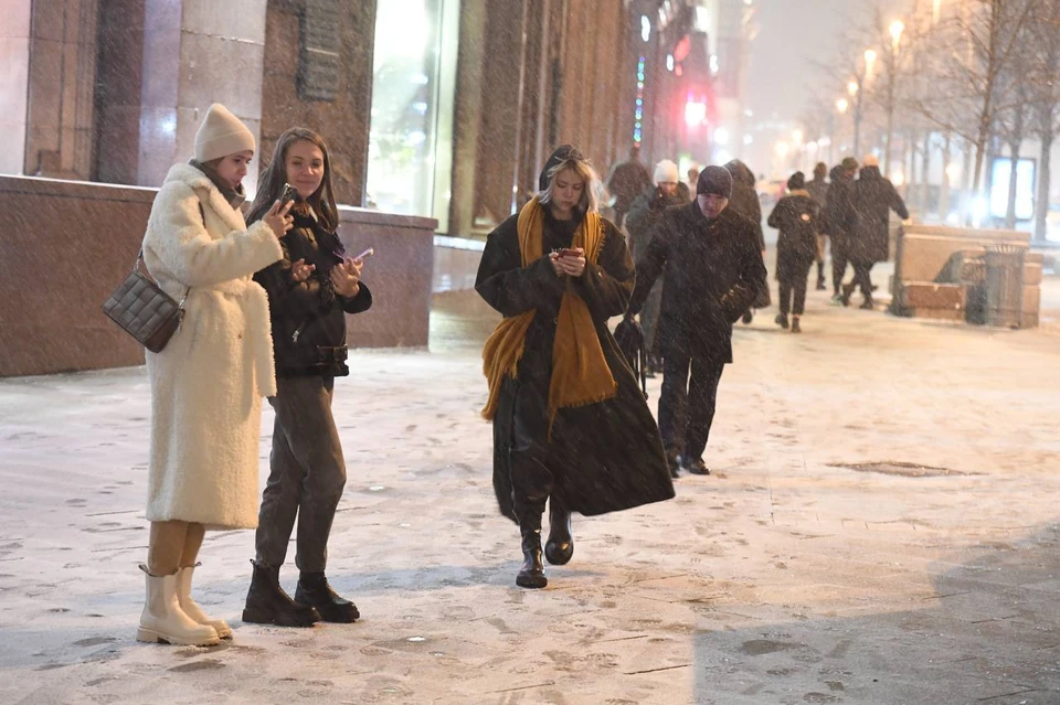 Москву продолжит засыпать снегом до конца недели, а потом снегопады сменят дожди