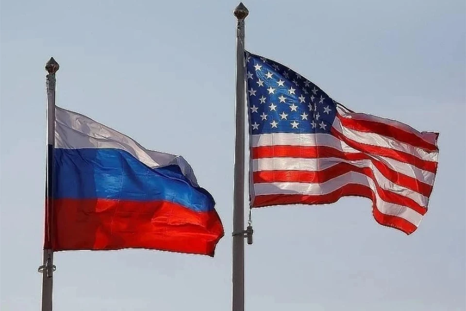 В Госдепе США отказались комментировать ситуацию с невыдачей виз в России.