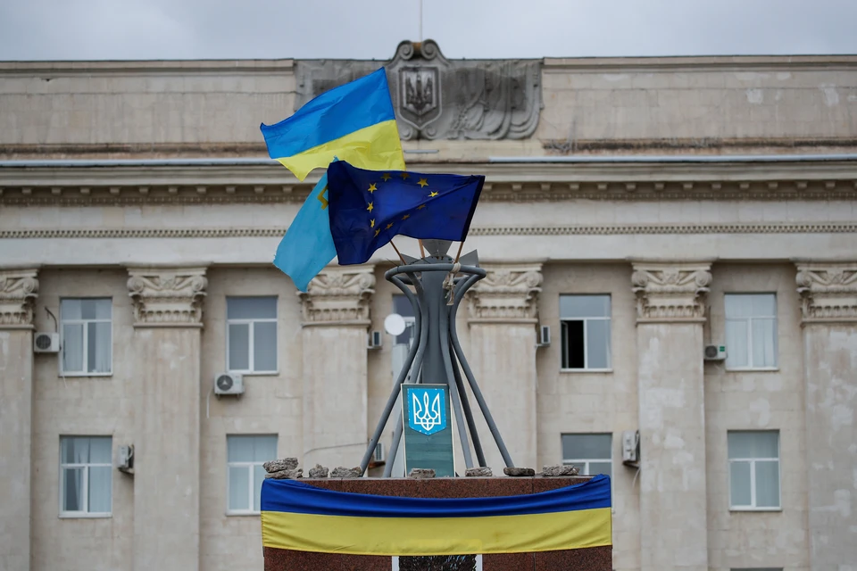 Украина получит кредит в 2023 году сроком на 10 лет в рамках льготного периода, уточнили в Совете ЕС
