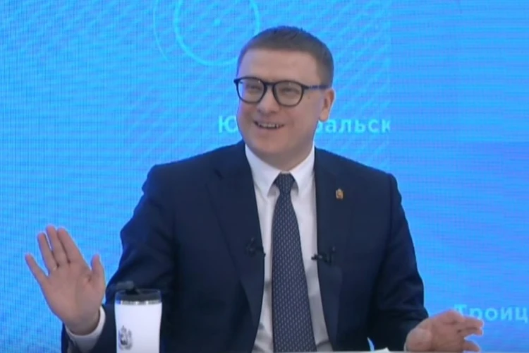 Больше экспрессии: показываем, как менялось выражение лица Текслера во время прямой линии