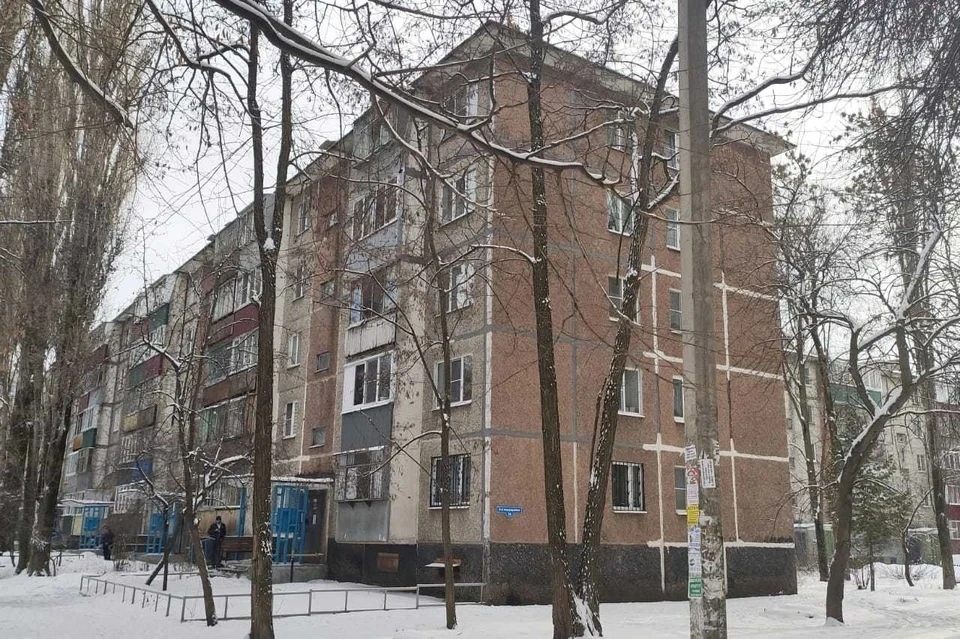 Следственный комитет проверит жалобы жильцов, которых не переселяют из аварийного дома в Липецке