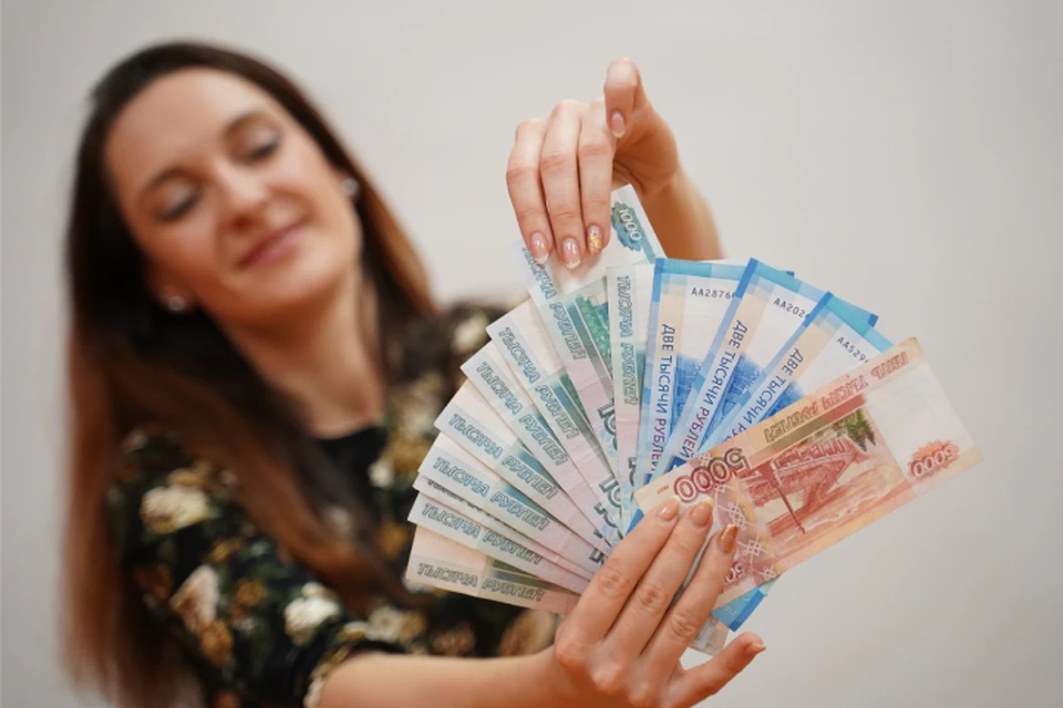 40% опрошенных кировчан заявили, что их зарплаты никак не изменились в 2022 году.