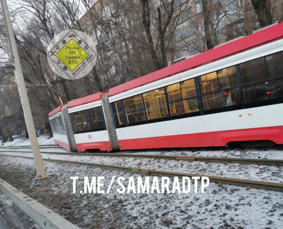 Движение трамваев оказалось парализовано / Фото: samara.dtp.official