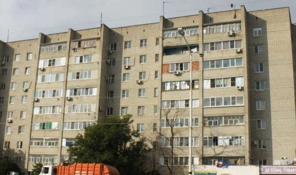 Жители пятого подъезда вернулись в свои квартиры. Фото: пресс-службы администрации Ейского района.
