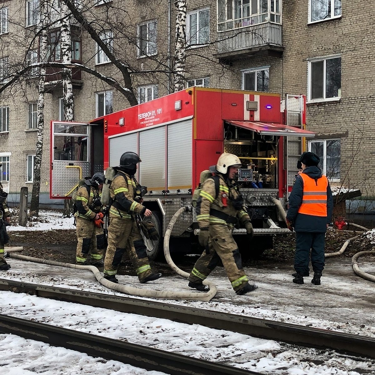 Из пожара на Говорова в Томске спасли одного человека - KP.RU