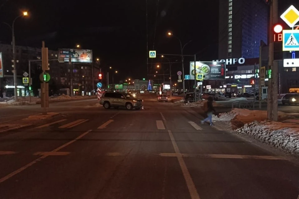 В Новосибирске произошло ДТП с двумя пострадавшими. Фото: ГИБДД Новосибирска.