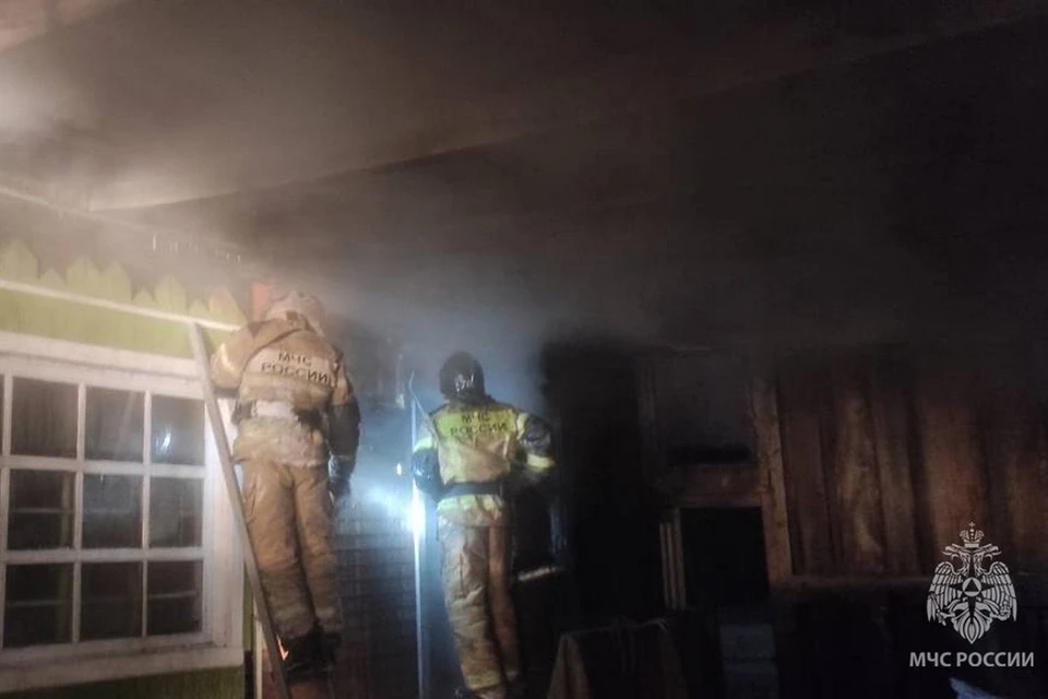 В Лесосибирске произошел пожар в квартире, погиб мужчина. Фото: МЧС