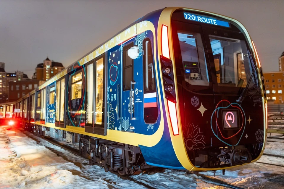Новогодний общественный транспорт Москвы перевёз в каникулы более двух миллионов пассажиров