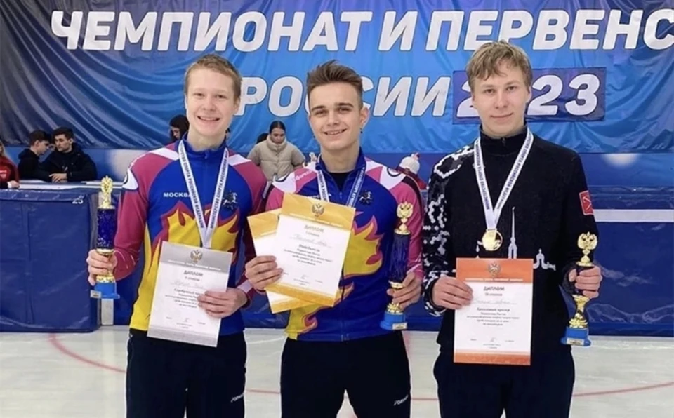 Студент из Смоленска одержал победу в первенстве России по шорт-треку. Фото: пресс-служба администрации города.