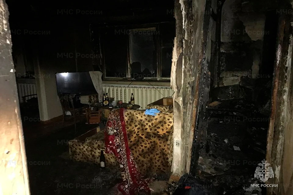 Пожар начался в квартире на втором этаже пятиэтажного дома