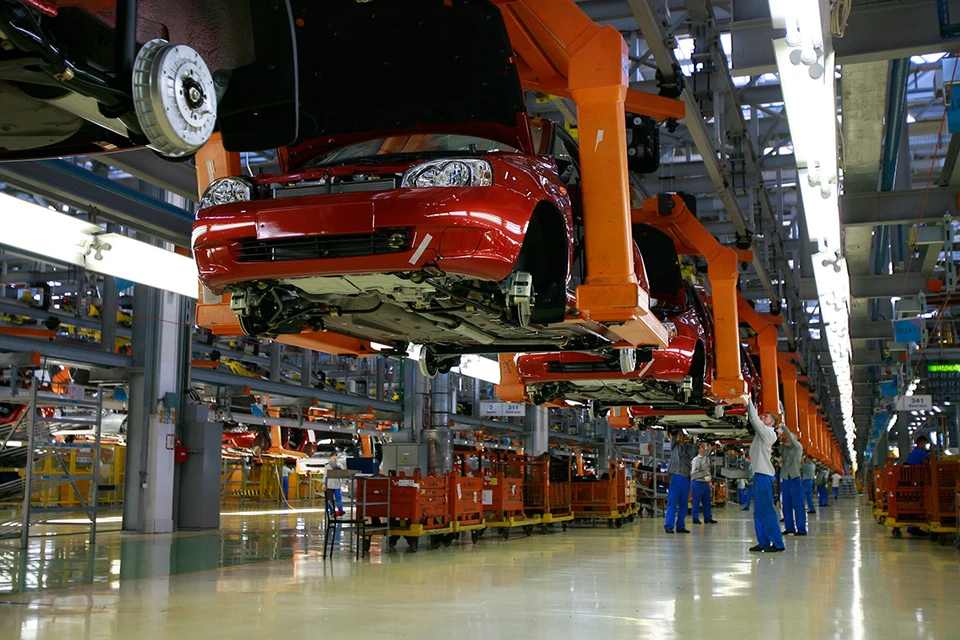 Правительство планирует продлить действие упрощенных правил сертификации автомобилей, произведенных в РФ