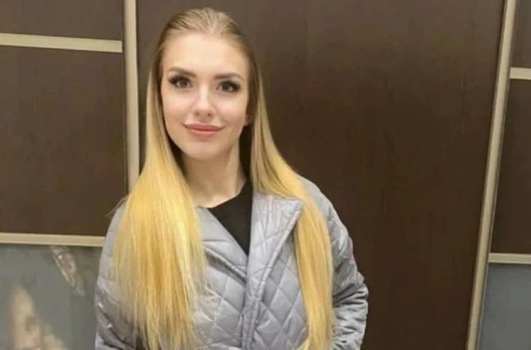 Ростовчанку, ставшую мамой троих детей в 21 год,  осудили в соцсетях за покупку квартиры в Москве