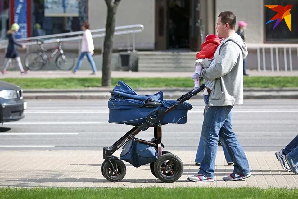 В Беларуси увеличились пособия по уходу за ребенком до 3 лет с 1 февраля.