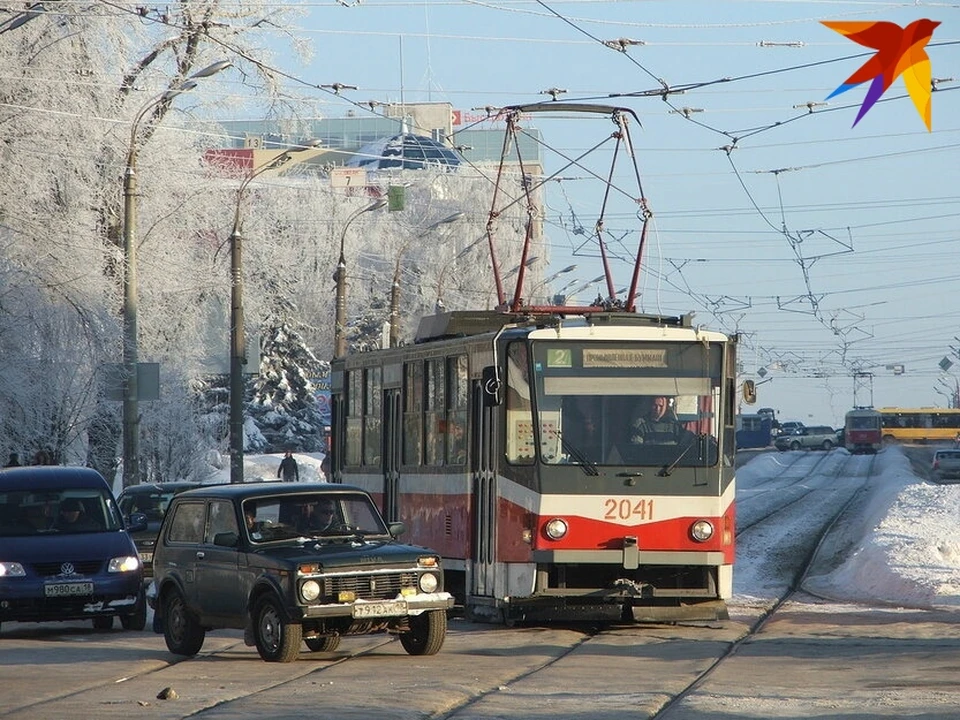 О причине задержки транспорта не сообщается