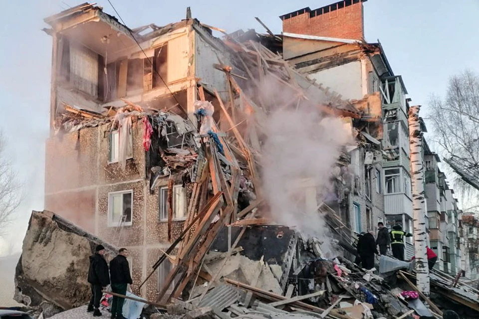 МЧС сообщает о четырех погибших в результате взрыва в Ефремове Тульской области. Фото: МЧС России/ТАСС