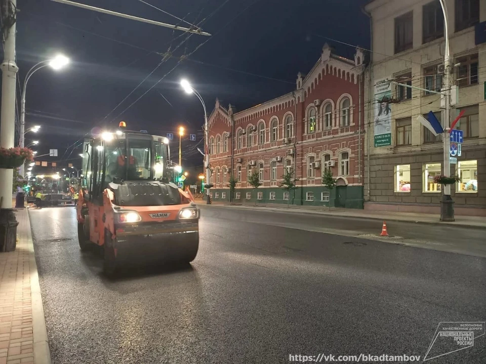 Укладку асфальта и монтаж освещения будут вести одновременно