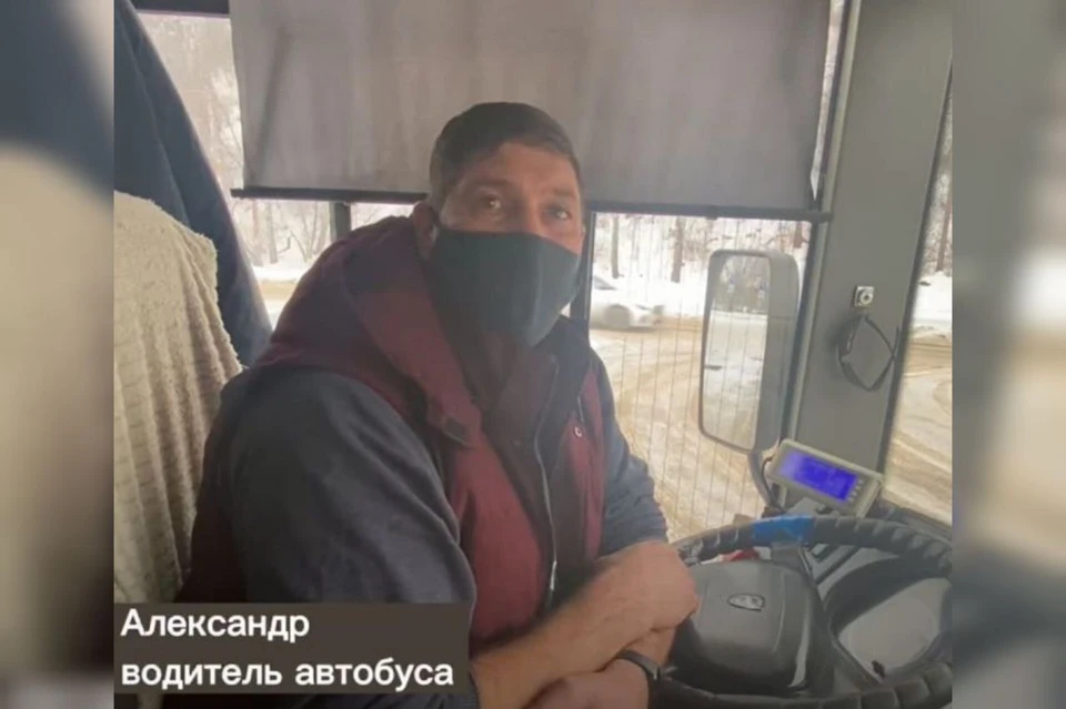 Мобилизованный красноярец работает водителем автобуса после ранения на СВО. Фото: скриншот из видео