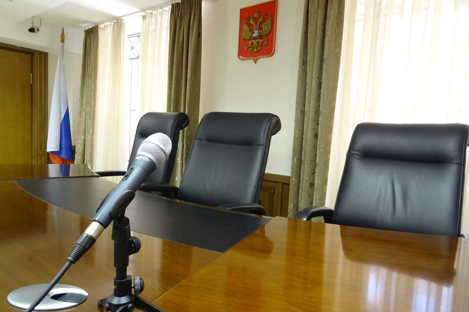 В Югре в суд передали дело директора строительный фирмы, который задолжал работникам 1 миллион рублей