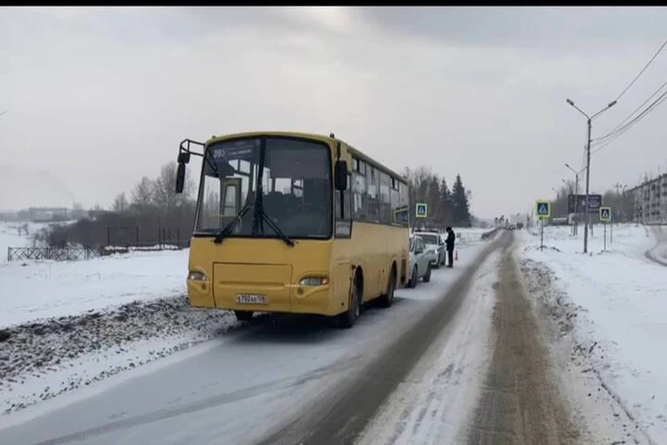 28 февраля в Усолье-Сибирском автобус наехал на 18-летнюю девушку