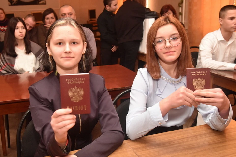 Перед детьми ДНР с российским гражданством открываются большие социальные перспективы. Фото: АГ ДНР