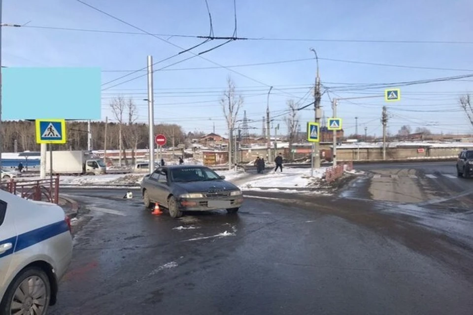 В Иркутске 26-летний водитель Toyota Carina сбил местную жительницу. Фото: ГИБДД Иркутской области