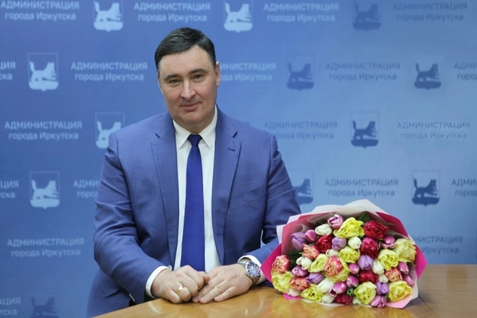 Мэр Иркутска Болотов поздравил с Международным женским днем