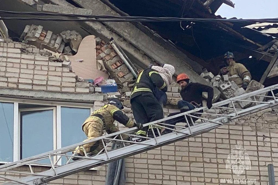 Взрыв в пятиэтажке в Забайкалье 9 марта 2023: под завалами могут находиться женщина и ребенок