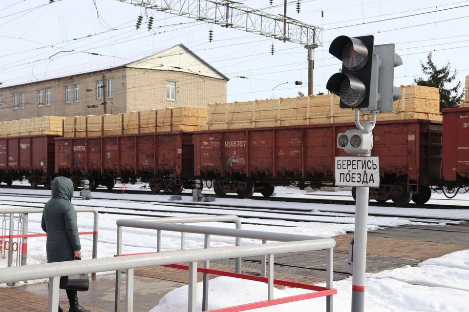 В 2023 году переходы через железнодорожные пути модернизируют в Смоленской области. Фото: ОАО РЖД.