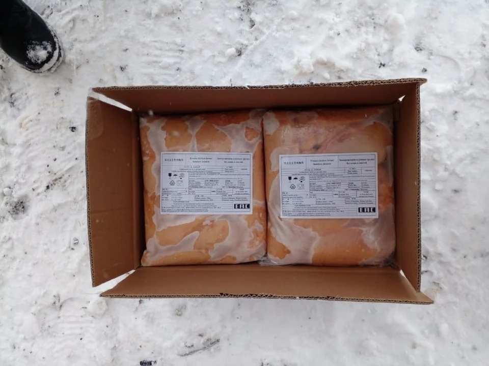 Больше 20 килограммов курицы завезли из Китая в Хабаровск Фото: Управление Россельхознадзора по Хабаровскому краю