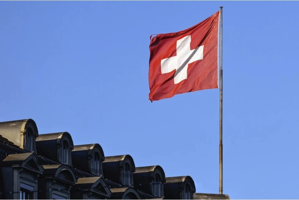 Крупнейший банк Швейцарии UBS предложил купить Credit Suisse за $1 млрд