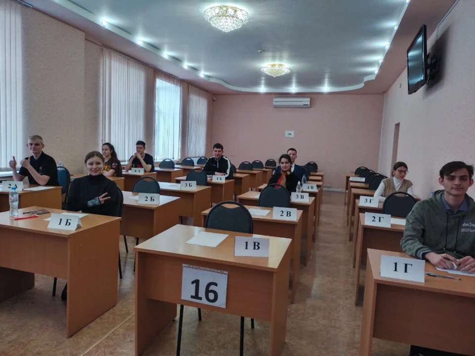Экзамен по русскому языку является обязательным для получения аттестата