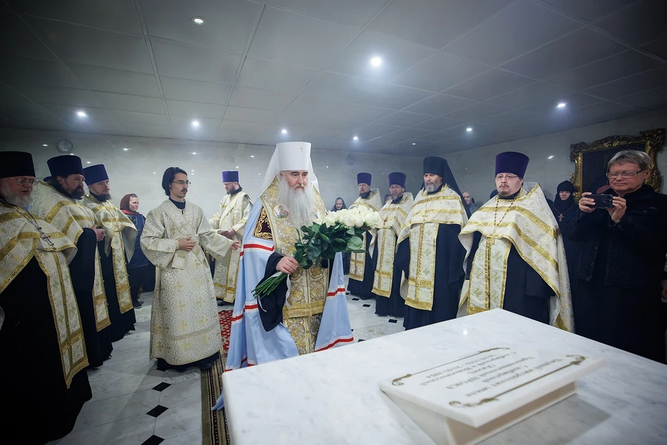 Панихиду по митрополиту Проклу совершил митрополит Лонгин